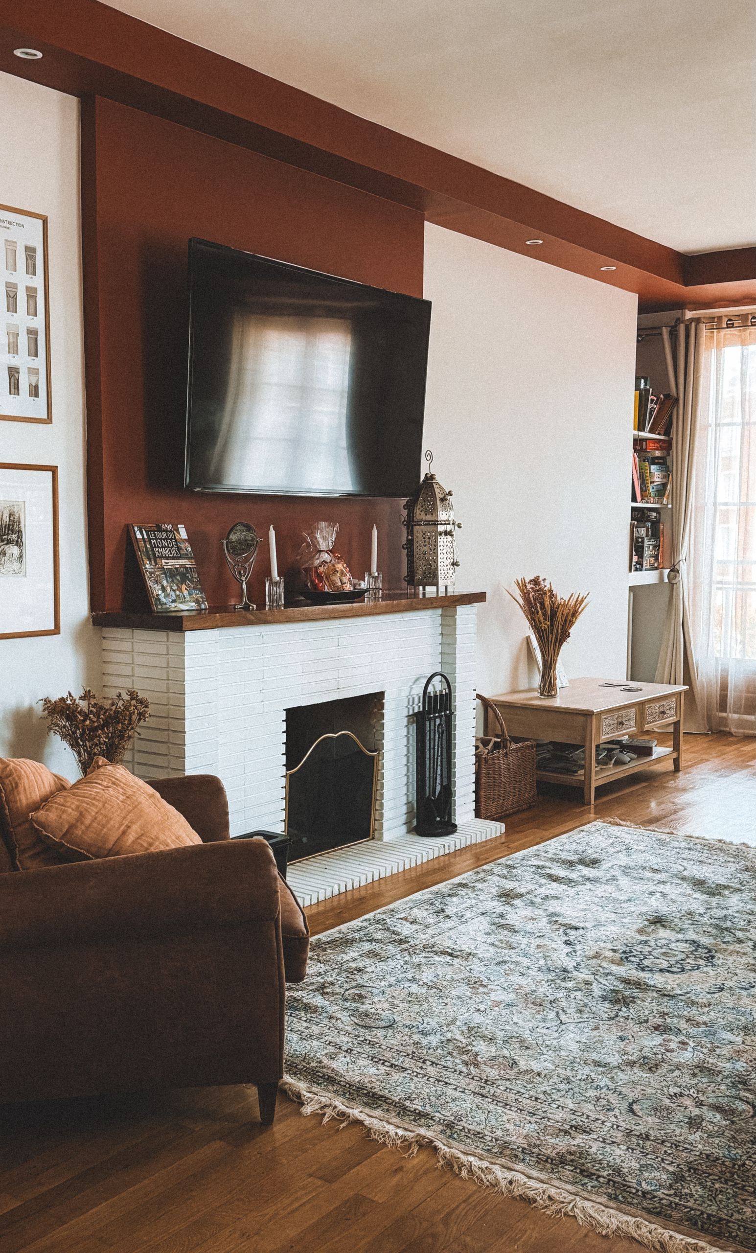 A tidy minimalist living room after a 15-minute daily home reset routine.